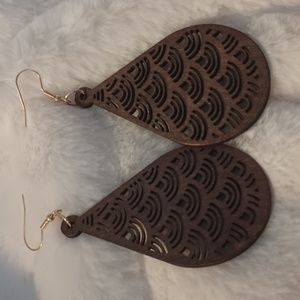 Beautiful, lightweight wood curved earrings